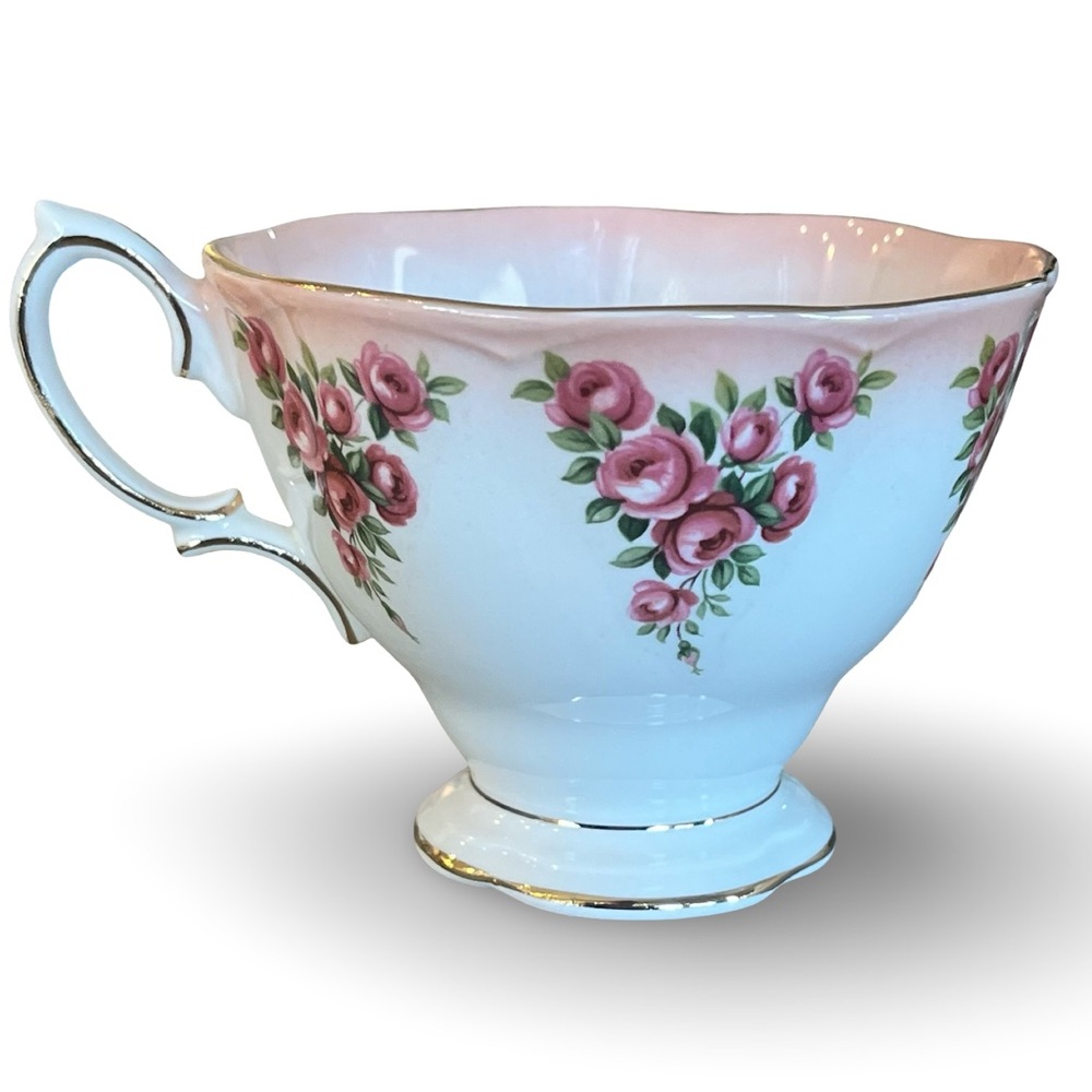 Dainty Dina “Mary” by Royal Albert Bone China Made in England Tea Cup and Saucer - Picture 4 of 5